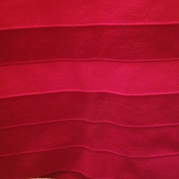 Guess - Picture 6 of 6